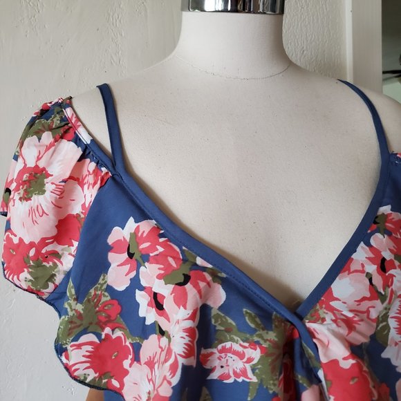 Powder Blue Floral High Low Cold Shoulder Dress - Picture 3 of 8